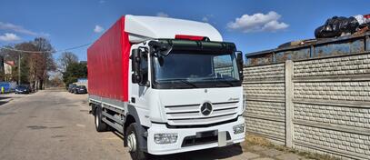 Mercedes Benz - ATEGO 1327 Kamion sa kliznom ceradom + rampa / LTK496