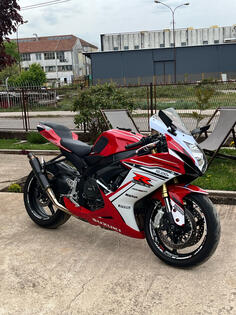 Suzuki - GSXR750