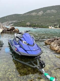 Yamaha - FX