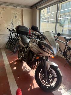 Yamaha - fz6