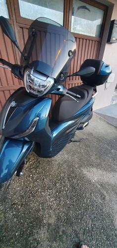 Piaggio - Beverly HPE300