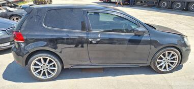 U djelovima Volkswagen - Golf 6