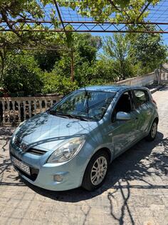 Hyundai - i20 - 1.4 automatik