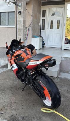 Honda - CBR 600RR