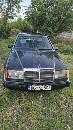 Mercedes Benz - 250 - 250 E