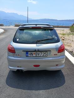Peugeot - 206 - 1.1benz