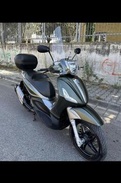 Piaggio - 350s