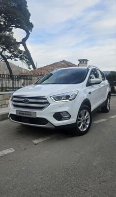 Ford - Kuga - 2.0 4x4