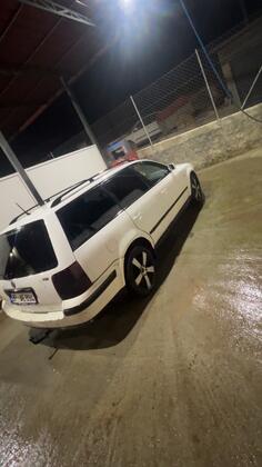 Volkswagen - Passat - 1.9 66