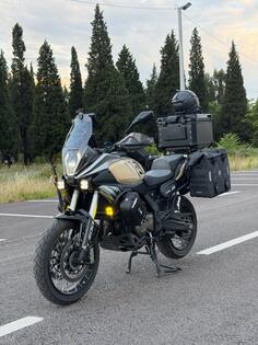 QJ Motor - STR 600 SX