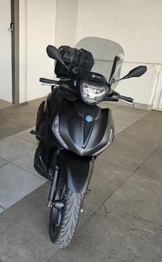 Piaggio - Beverly 400S