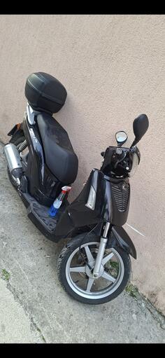Kymco - People S