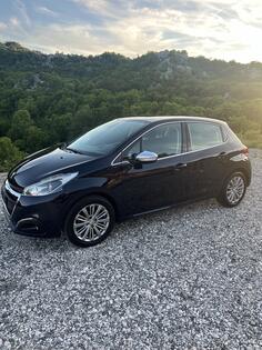 Peugeot - 208 - 1.6 HDI 73 KW