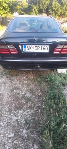 Mercedes Benz - E 200 - 2.0 benzin plin