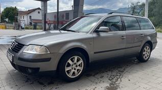 Volkswagen - Passat - 1.9 tdi