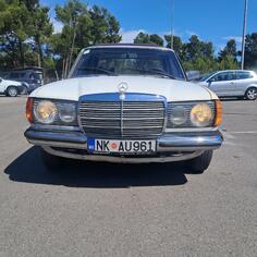 Mercedes Benz - 200 - 200 d
