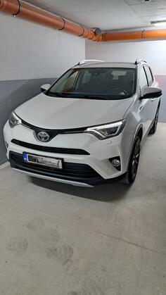 Toyota - RAV 4 - 2.0 D4D