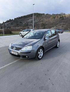 Volkswagen - Golf 5 - 1.9 TDI