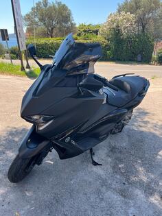 Yamaha - T max