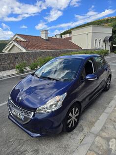 Peugeot - 208 - 1.4hdi