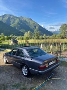 Mercedes Benz - E 250 - 2.5