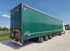 Schmitz Cargobull - MEGA / Nova cerada i krov / u odličnom / čistom stanju/ poluprikolica sa kliz...