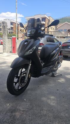 Piaggio - Medley S 125