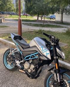 CFMoto - 300nk