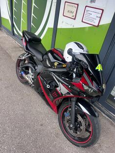 Yamaha - r6