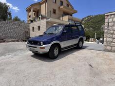 Nissan - Terrano II - 2.7