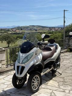 Piaggio - MP3 500 LT