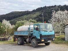 Mercedes Benz - 1320