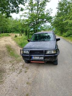 Opel - Frontera - 2.0 i