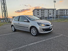 Renault - Clio - 1.4 16v