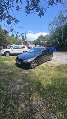 BMW - 318