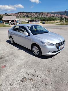 Peugeot - 301 - 1.6 benzin