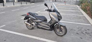 Yamaha - X-Max 250