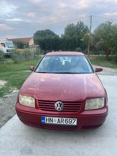 Volkswagen - Bora - 1.6 SR