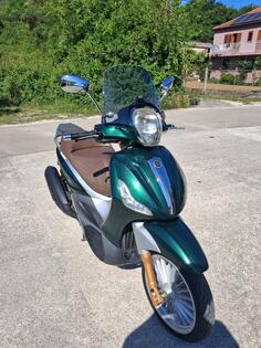 Piaggio - BEVERLY