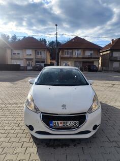 Peugeot - 208 -  1.6 hdi