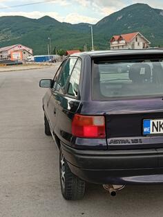Opel - Astra - 1.6i