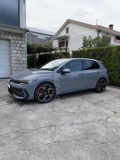 Volkswagen - Golf GTI
