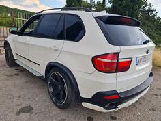 BMW - X5 - 4.8 V8