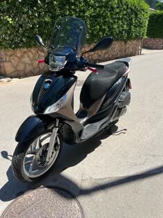 Piaggio - Medley