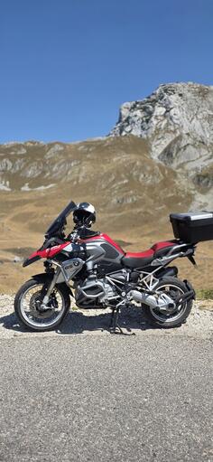 BMW - GS 1200