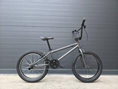 B-Twin - BMX