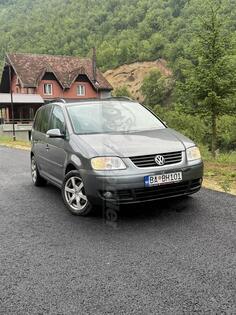 Volkswagen - Touran - 2.0 TDI
