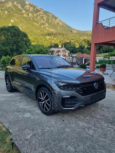 Volkswagen - Touareg
