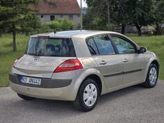 Renault - Megane - 16v