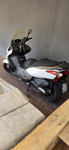 Kymco - DOWNTVN 300
